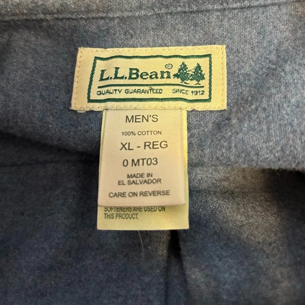 L.L. Bean Cotton Flannel Blue Long Sleeve Button Up Shirt Men Size XL - Picture 3 of 4